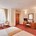 Opera Plaza 酒店 5*