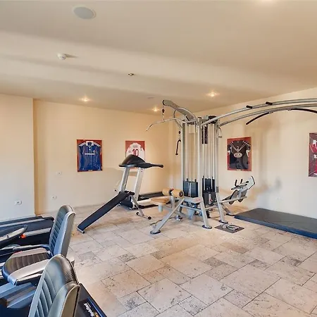 Отель Opera Plaza