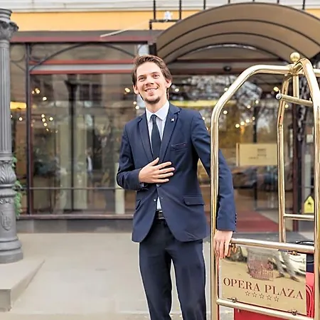 Opera Plaza Hotel 5*
