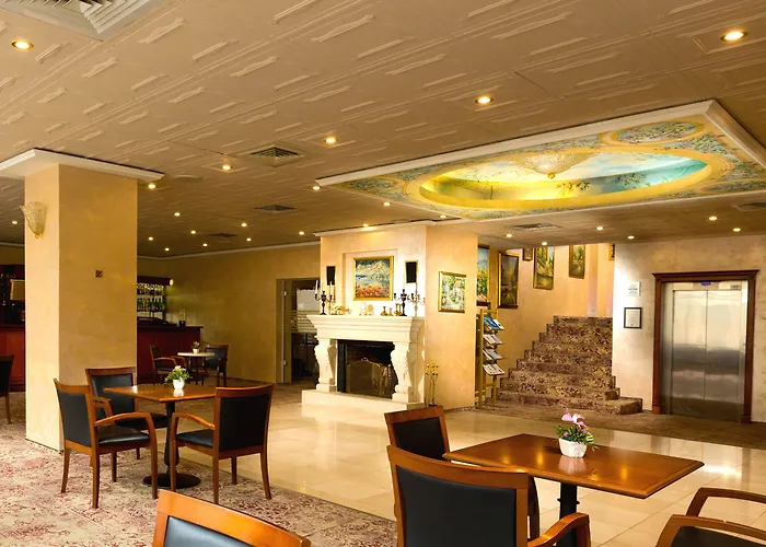 Opera Plaza Hotel 5*