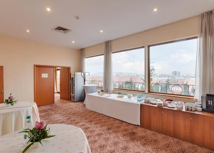 Opera Plaza 5* Κλουζ-Ναπόκα