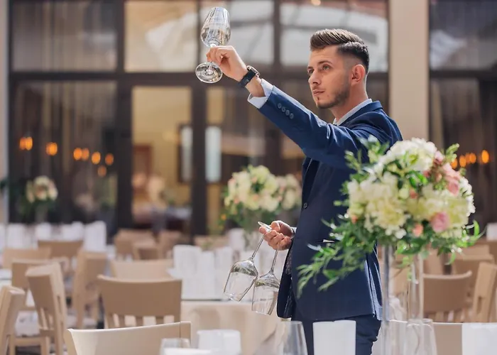 Opera Plaza Hotel 5*